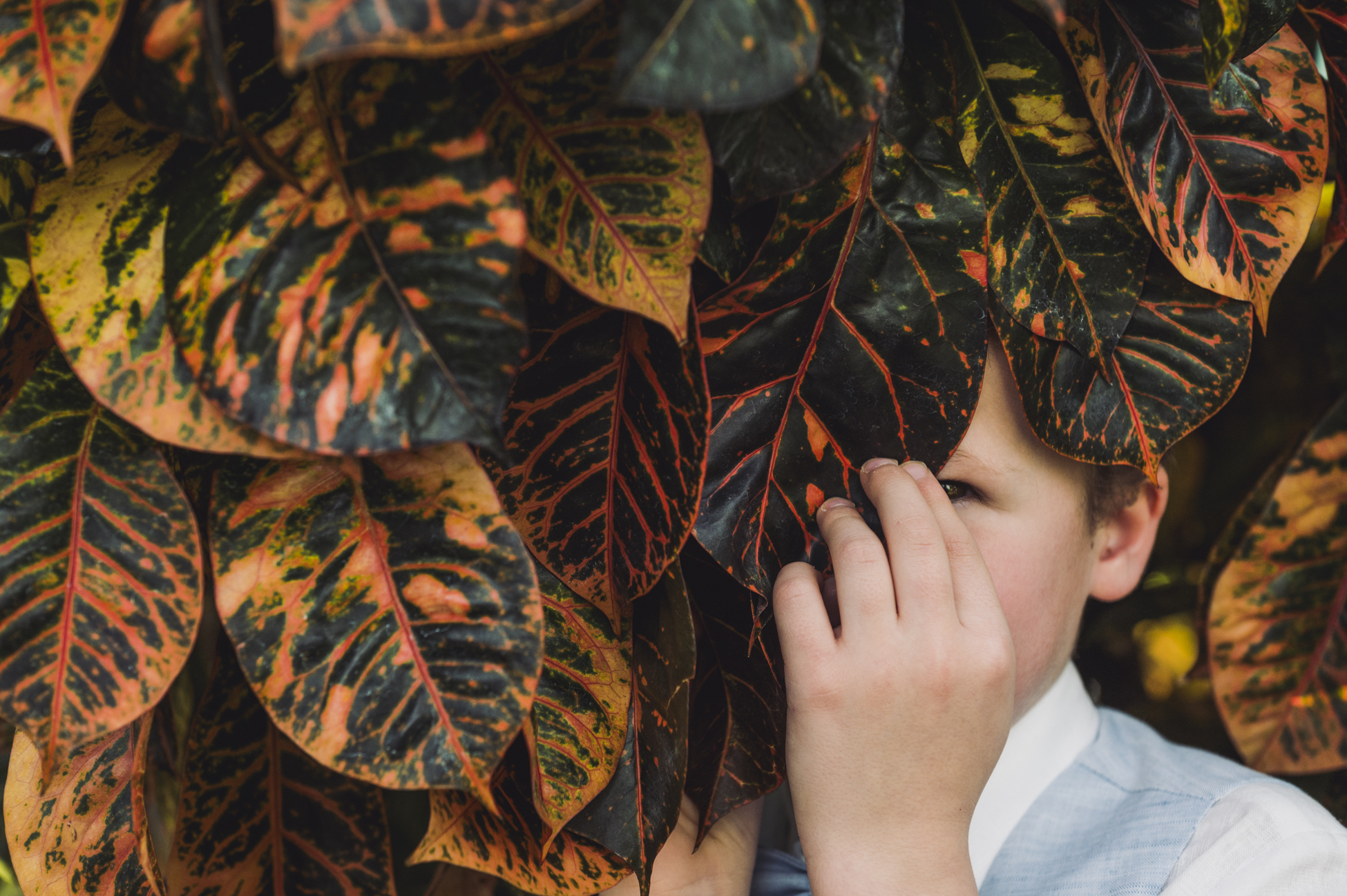 communieshoot lenteshoot fotografie tussen de planten