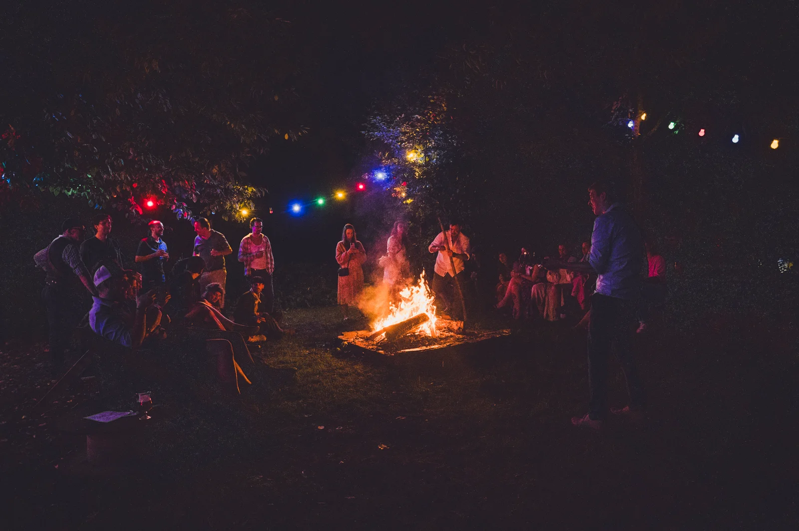 Liefdesfeest in Gent met kamvuur