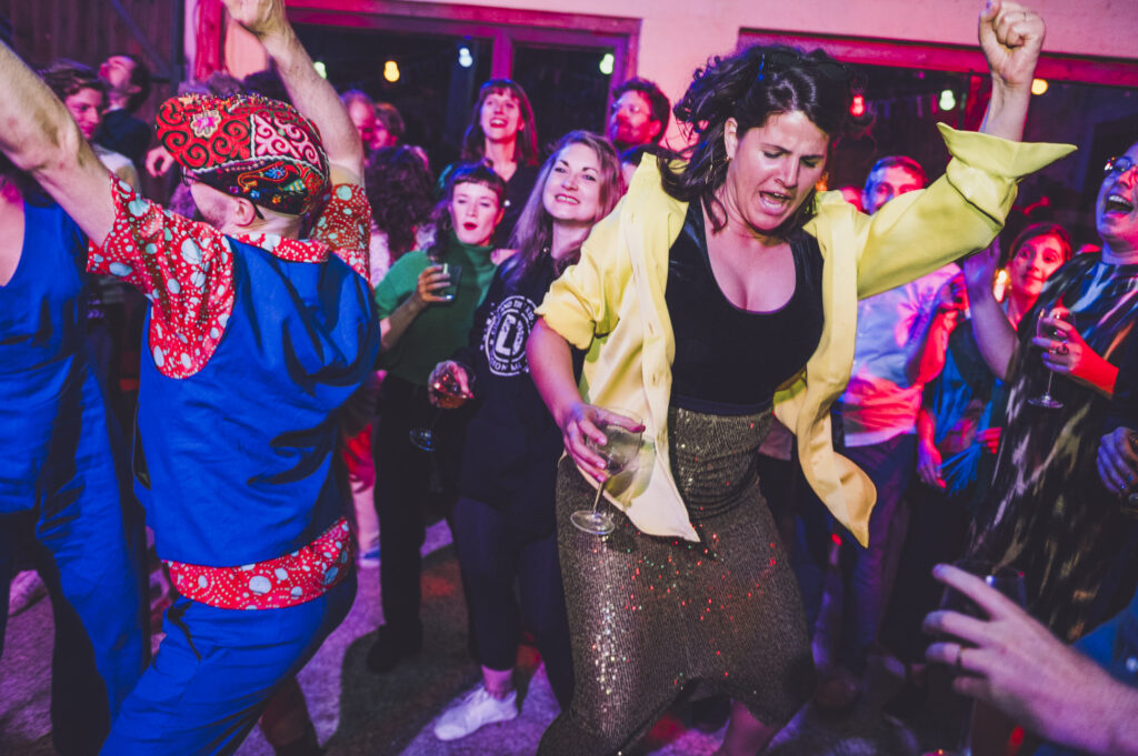 Feestje op huwelijk sfeerbeeld Gent