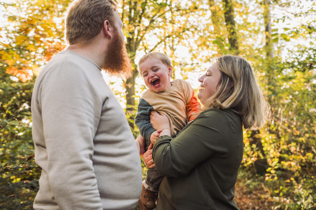 Gezinsfoto zonder naar camera te moeten lachen Lokeren