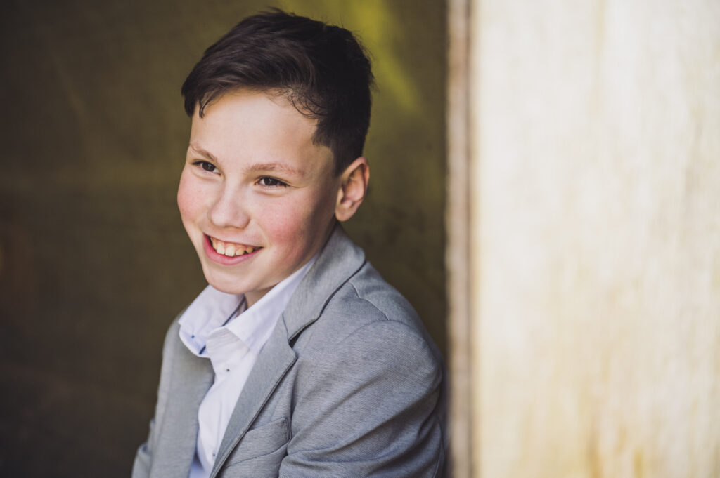 Communie en lentefeest fotografie rustige jongen Dendermonde