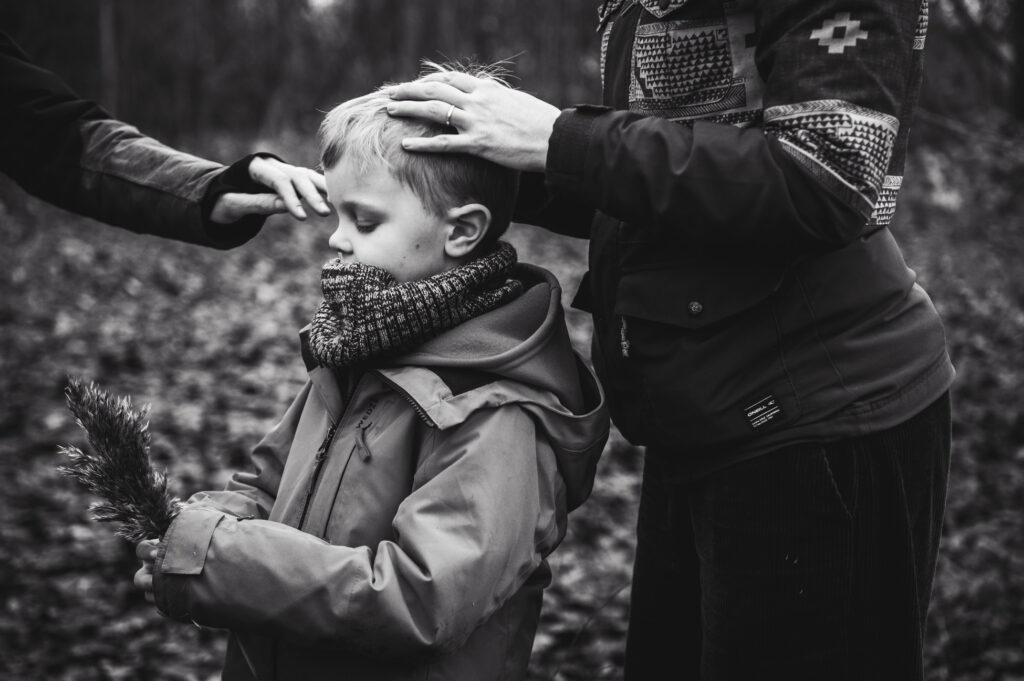 Teder moment fotoshoot familie